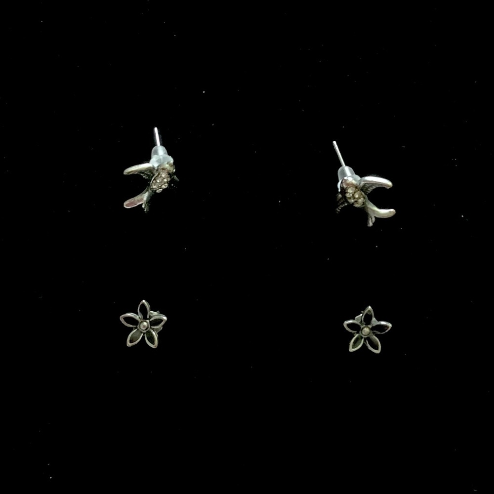 2 Pairs Tiny Vintage Earrings